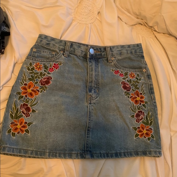 floral jean skirt - Picture 1 of 1